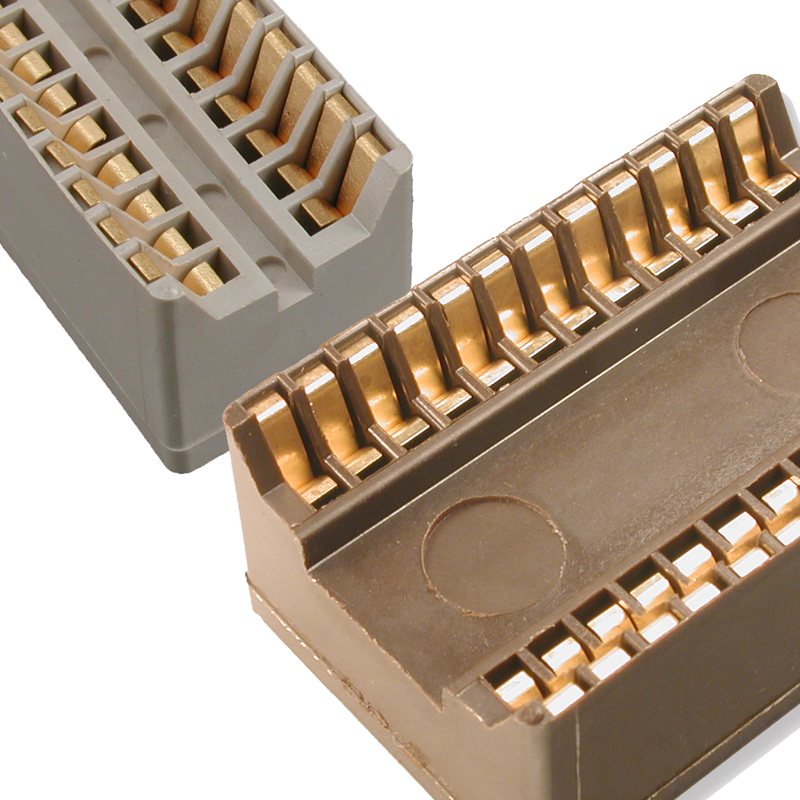 DIP (Dual Inline Package) Sockets page 1 (143 PN.s) · Loranger BCE